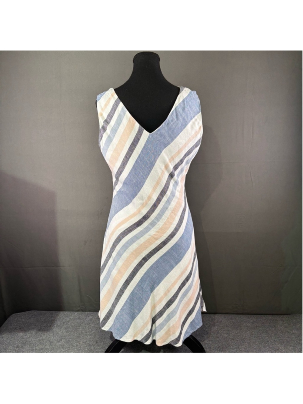 Charlie B Dress Women M Linen Blend Striped Light A-Line Coastal ResortWear Blue - Picture 3 of 14